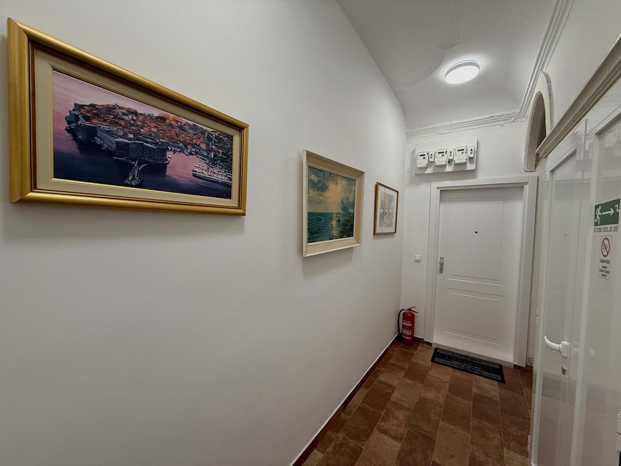Anima Mea Old Town Apartments Дубровник Номер фото