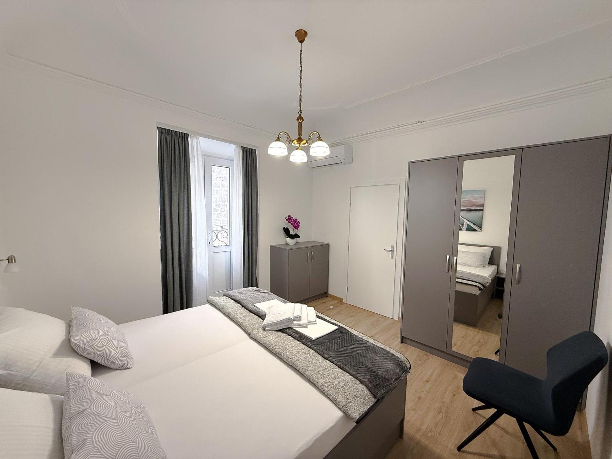 Anima Mea Old Town Apartments Дубровник Экстерьер фото